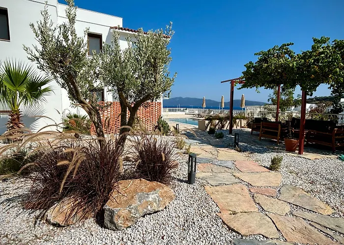 Casa Caria Aparthotel *