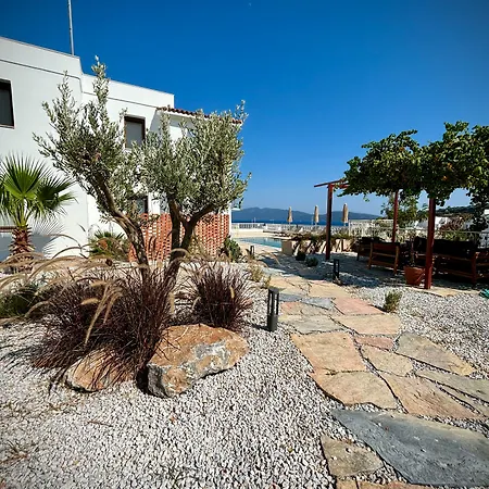 Casa Caria Aparthotel *